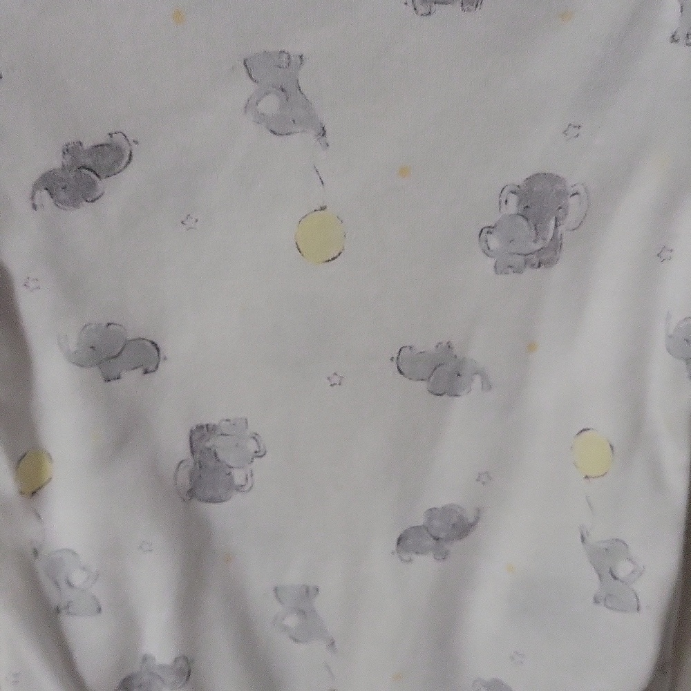 Adorable Light Gray Elephant 3 Bodysuit Set - Picture 4 of 5